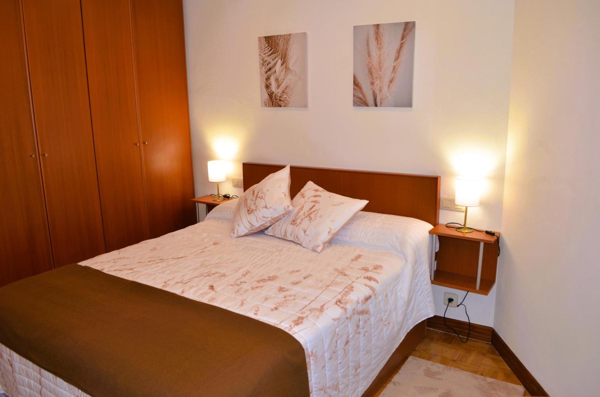 Apartament Explora Oviedo A Pie Zewnętrze zdjęcie