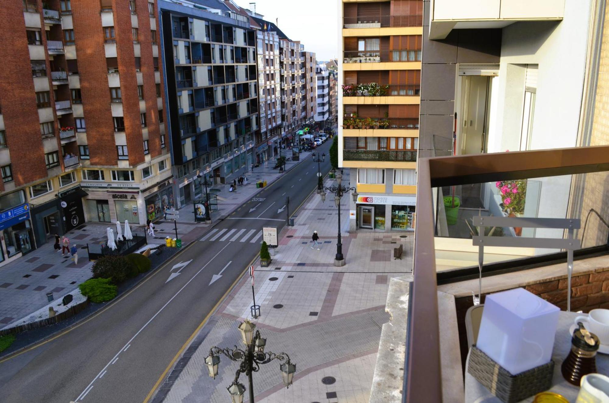 Apartament Explora Oviedo A Pie Zewnętrze zdjęcie